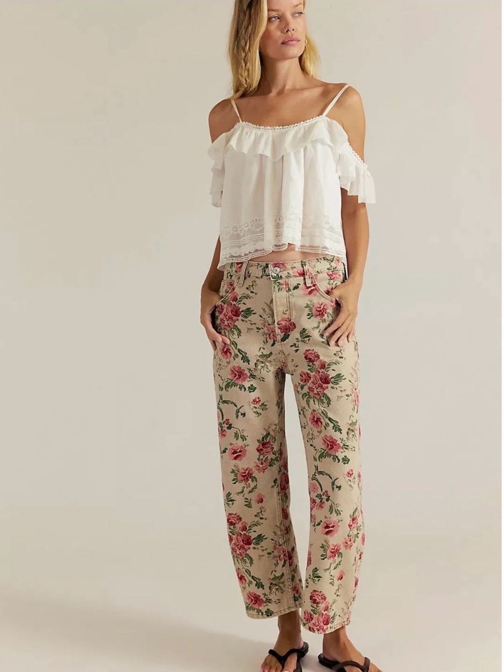We The Free Beige Jeans with Pink Rose Trim and Barrel Leg SZ 30 - Picture 2 of 8